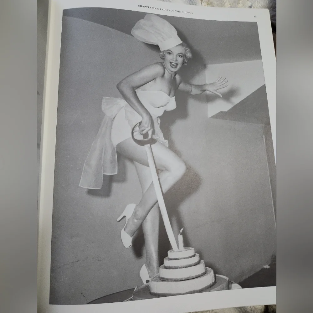 Book - Picture 7 of 8